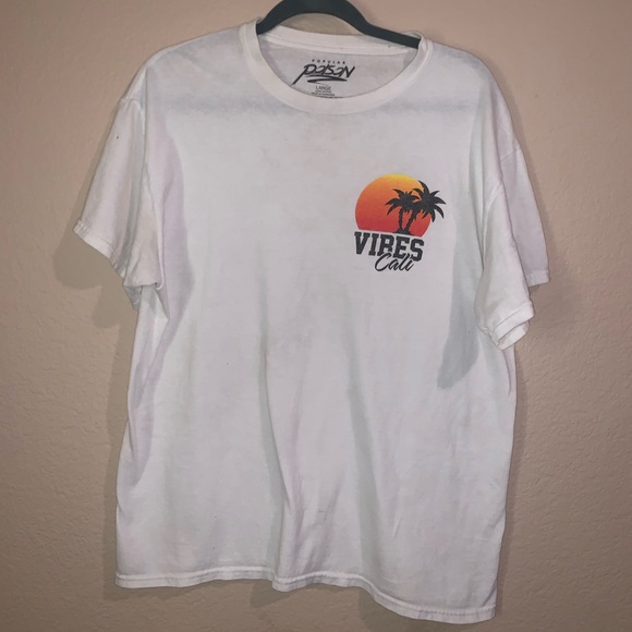 T-shirt - Picture 1 of 4